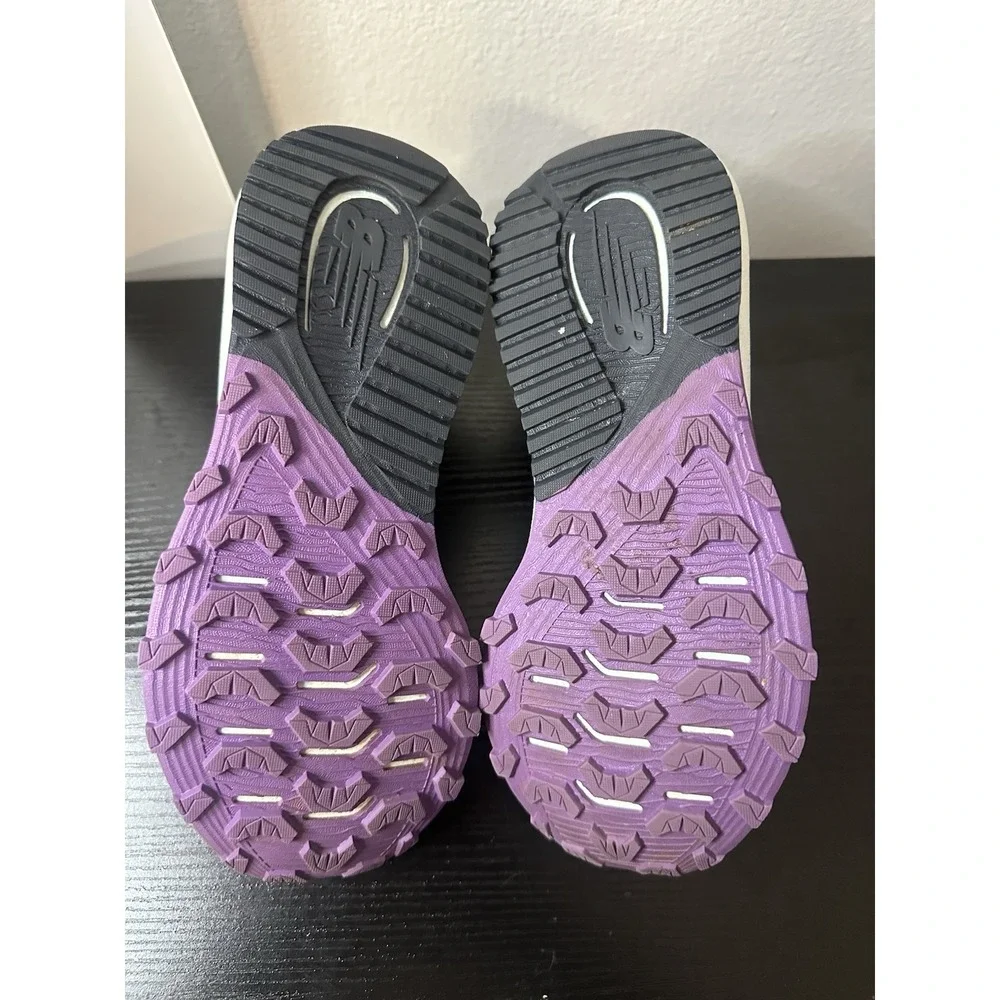 New Balance Dynasoft All Terrain Navy Purple Women's Trail Running Shoes Sz 7 B
